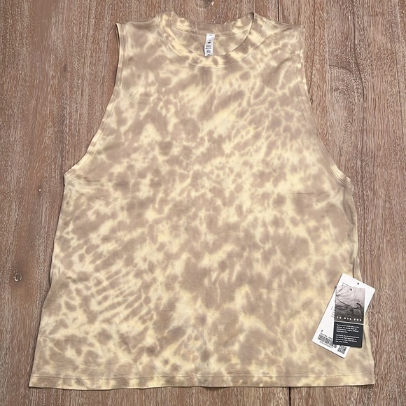 lululemon All Yours Tank *Tie Dye Size 8 - Picture 5 of 10